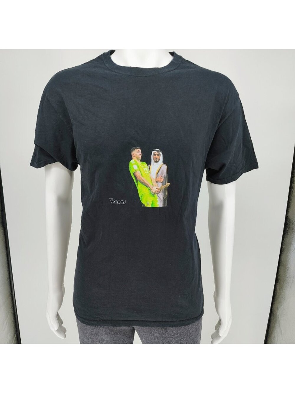 Vamos Emiliano Martinez 2022 World Cup Golden Glove Celebration T-Shirt (Large)